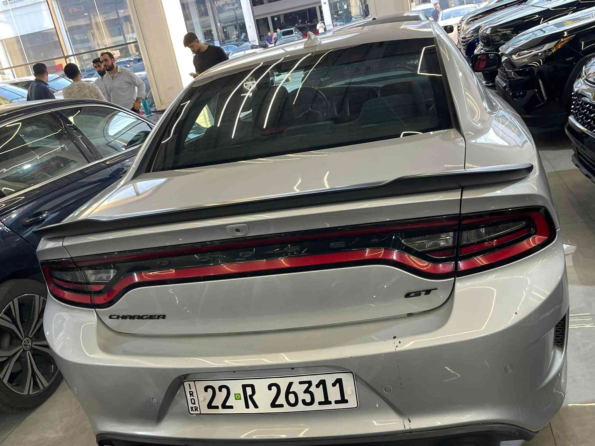 دوج جارجر
GT /2023 
داخل احمر
فول عدى فتحة 
بدون ايرباك 
رقم جديد وهزة جديد 
حادث جاملغ وربع بوند 
بدون دواخل 
ممشى /36994 ميل 
سعر 265 وبي مجال 
رقم : ***********
