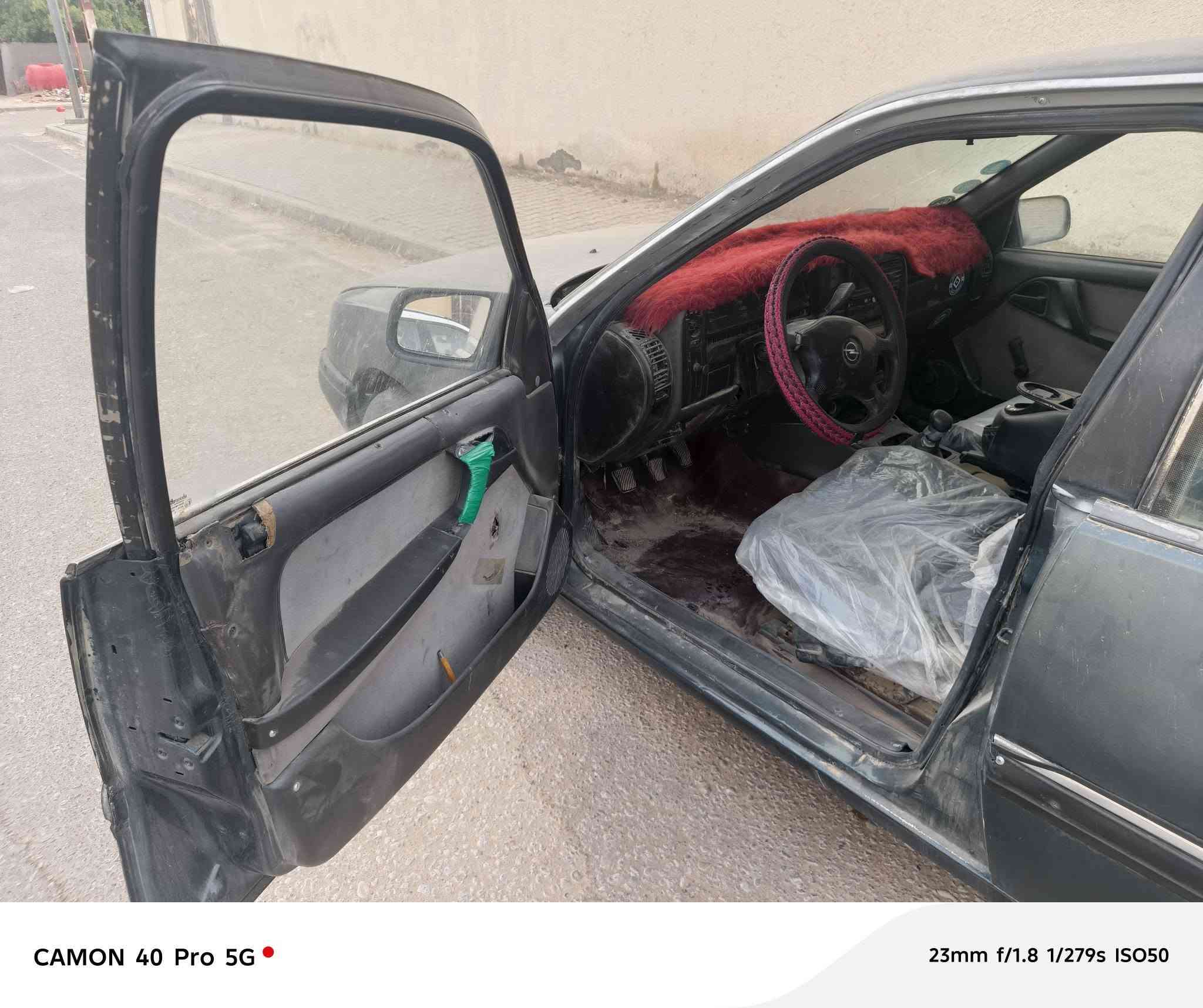 أوبل اوميگا موديل 88 محرك كايم ابيع على وضعها بيع او مراوس حسب القناعة السعر  10مكان اليسارة نجف ***********
