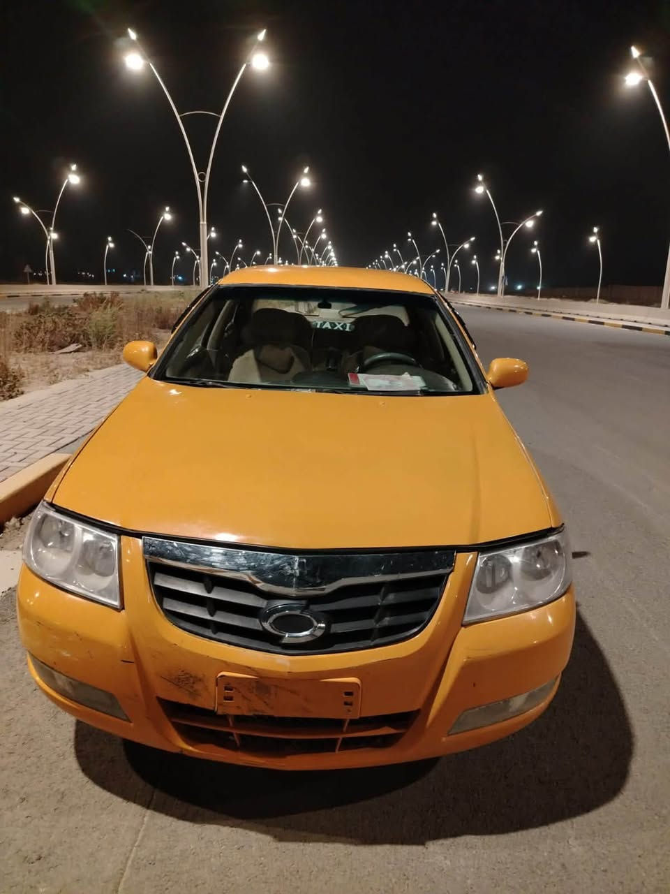سني للبيع ٢٠٠٨ رقم بغداد السعر ٦٢ وبيها مجال لا تصال ***********
