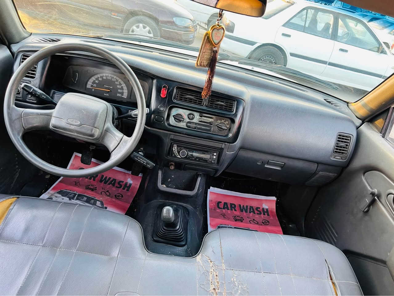 مستەر بۆشی ٢٠٠٢ 
گێرو مەجینە و ئەکسل بەشەرت 
٥/٤پارجە سبوخە پێشی جەمپەجی هەیە 
وەکالە بەناو خۆمە سەنەوی بەسەر جوە
٥٩وەرەقە و کەمێک مەجال 
*********** أربيل, العراق
