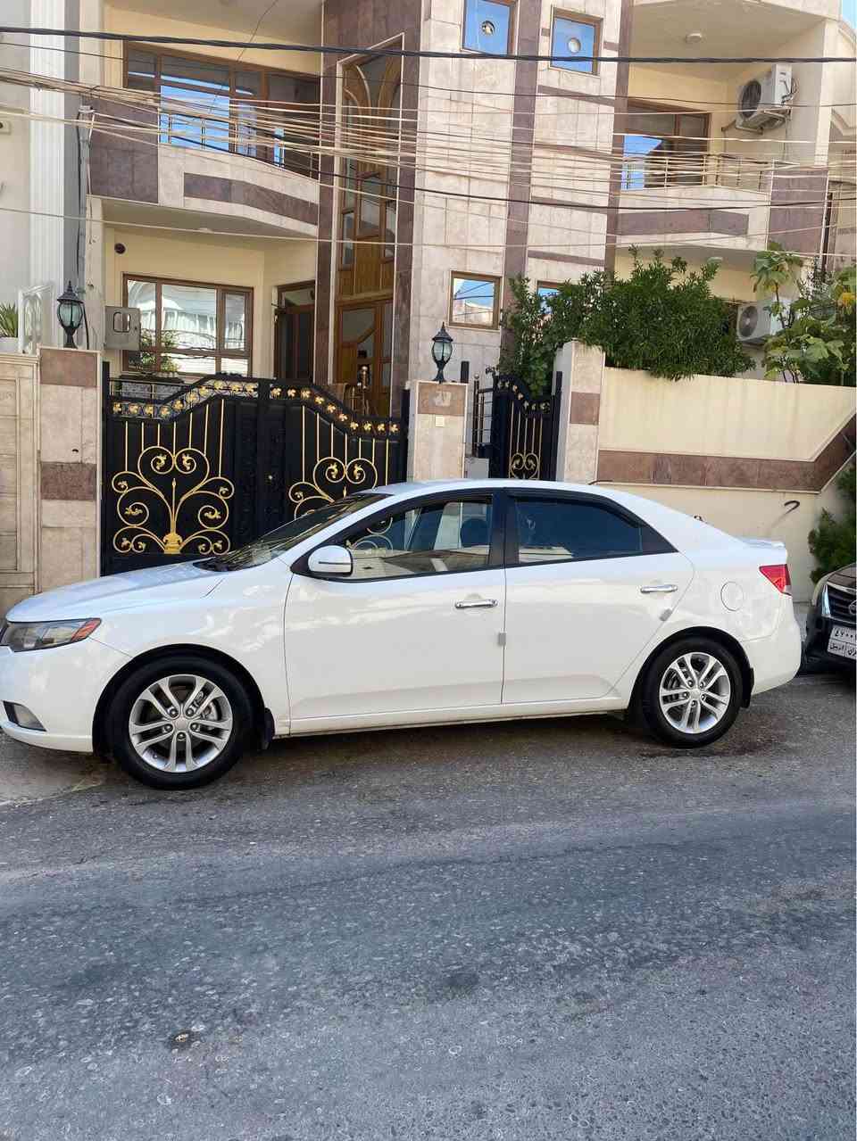 كيا سيراتو ٢٠١٢ خليجي محرك ١٦ دوش كزوز صغير المرغوب اشاير بلمري مرايات شفط شاشه وكاميرا محرك مامفتوح رقم وهزة جديد تحويل بشرط السيارة وضع شركة بدون صبغ ماعدة شبر بلداير الخلفي السعر ٩٨ ورقة ***********.     *********** دهوك, العراق
