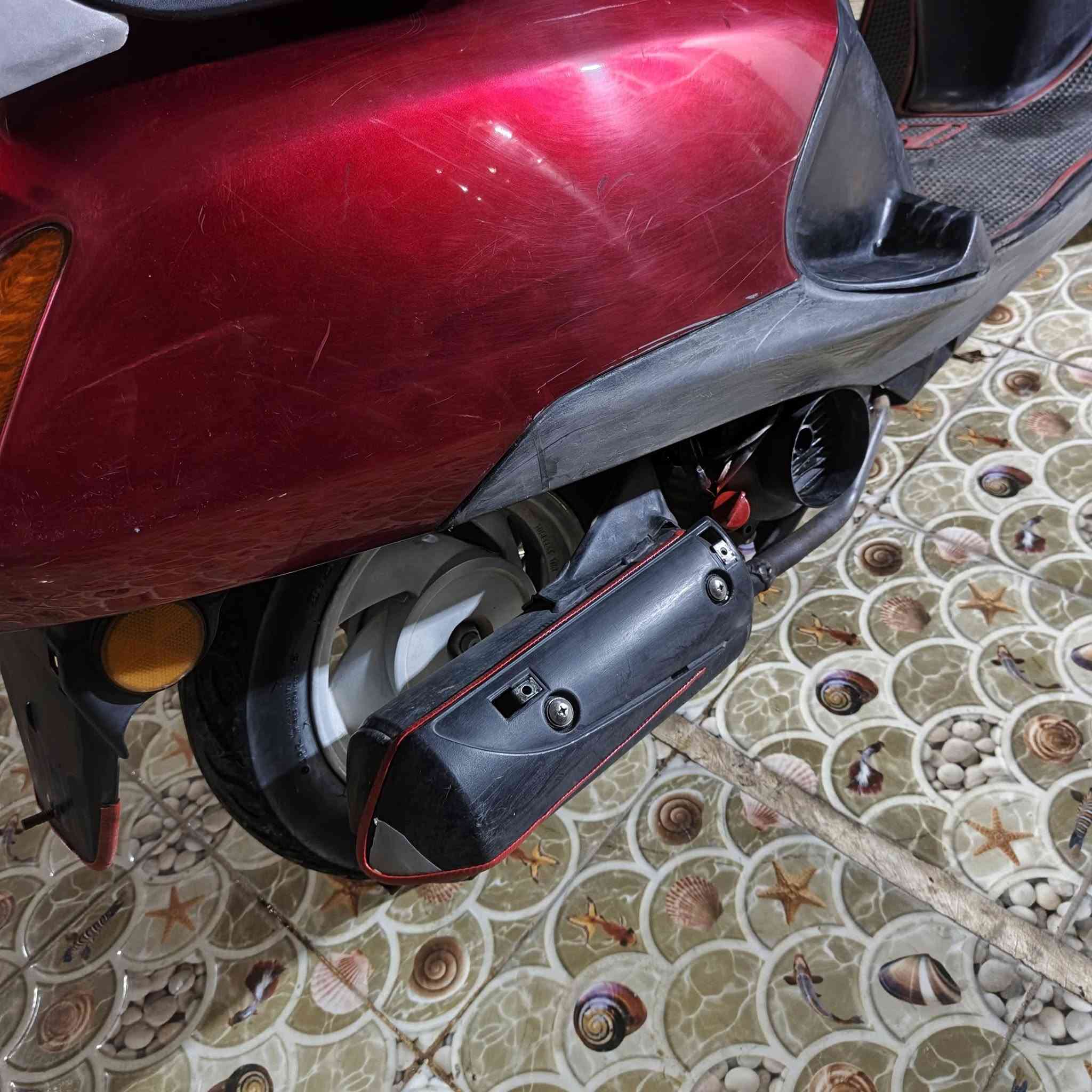 للبيع
سبيسي ياباني 
شغالة سلف هندر مكينة خرسة شلعة ومعدل 
سعر 340 
 ديالى جديدة الشط ***********

