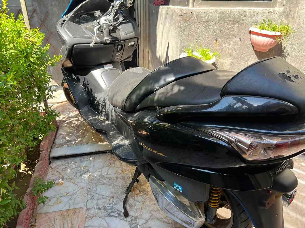 فورزه صفر 9 مكفوله كفاله عامه  السعر 1300 الهاتف *********** العنوان الدراجه كربلاء
