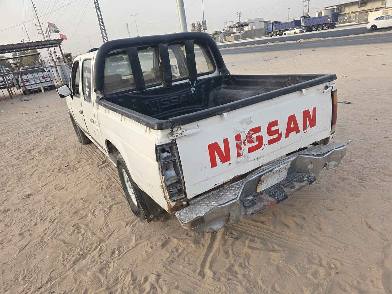 سلام عليكم بيكم نيسان مديل ٩٠ رقم قادسيه ألماني  تحويل مباشر مكينه ونجي كير عادي شغاله جاهزه مكان النجف ***********السعر ٢٧ ورقه
