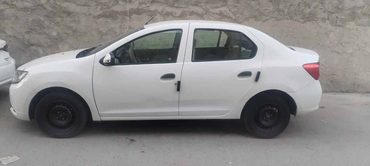 رينو سمبل٢٠١٦
سياره جاهزه 
محرك كير خير من الله
جديده احله من الصور
تصوير فيديو مع منشور
مكان سياره بغداد طالبيه
الاستفسار 
***********
