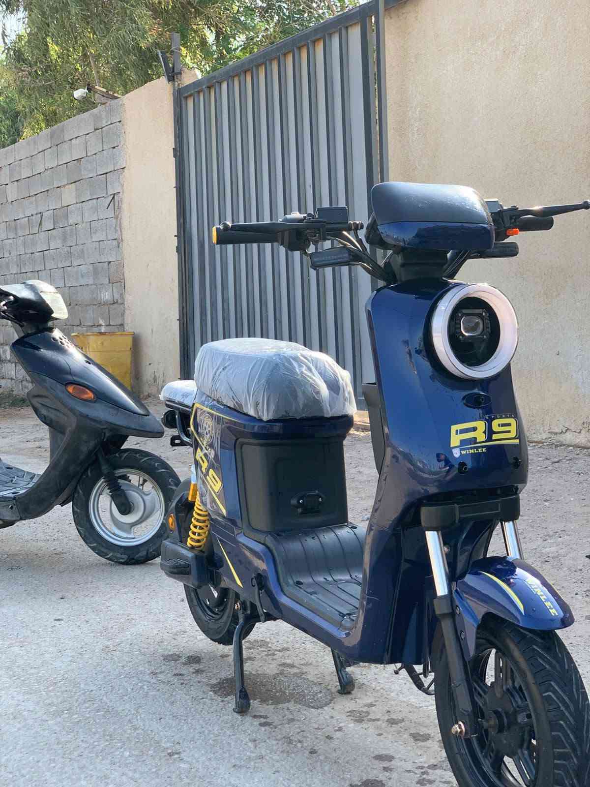 سلام عليكم R9للبيع كامله غراضها وياها كلشي كامله من اي شي تجي وتشوفها بعينك قبل 25يوم من اخذتها وتجي وتشوف الوصل موجود مديل 27     مكاني بصره تنومه الكباسي       سعر   625           وبيها مجال قليل                                        الرقم ***********
