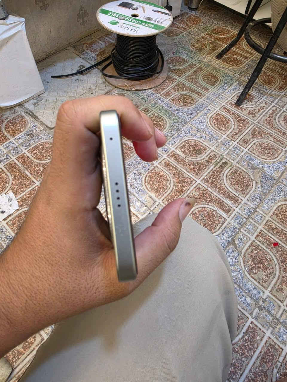 جهاز هونر x9D جاهز جديد بل كارتون مستعمل شهرين تقريبا ذكرته قويه 256 جهاز معروفه موصفاته وقوته سعره  450 قفل تواصل ***********

