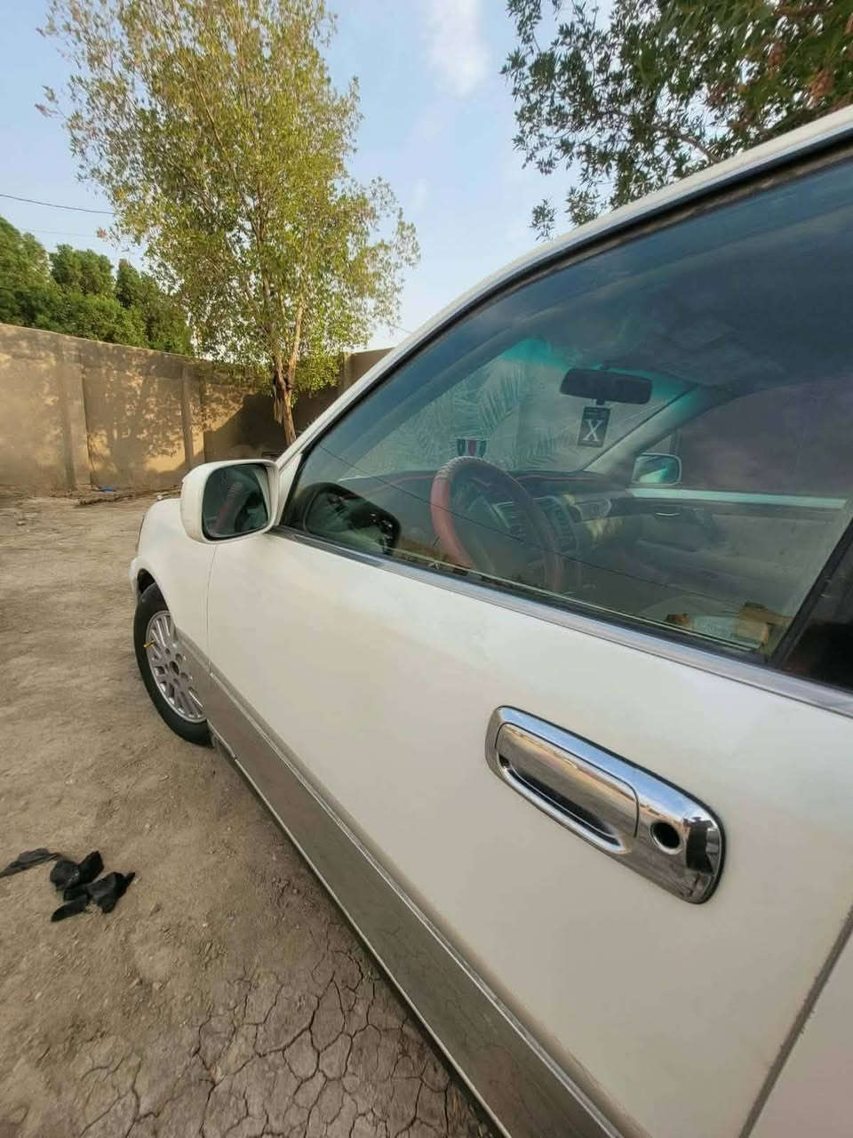 سلام عليكم ملكه كراون اللبيع دوات  سياره جاهزه كير ومحرك 3000فيفيتي كهربايات كلهه شغاله تبريد عوزه غاز ⛽ فقط بيهه رقم  وسنويه السعر 28 وبيها مجال تصال ***********

***********
