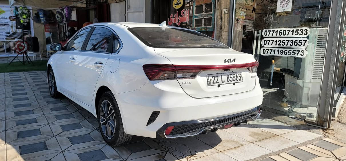 للبيع فقط .. 
كي ثري k3 موديل 2022 محرك 1500cc دبل نوزل المرغوب الفول الباب الاول السيارة كفالة عامة استخدام بسيط جدا 
ماشية 30  km  الف كيلو 
مرقمة بأسمي تحويل مباشر مواصفاتهة :
السيارة كشنات/ جلد ابيض / بصمة / قطعتين تبريد/ فتحة سلايد / تشغيل عن بعد / شاشة كبيرة فول اندرويد / بجم لد / اشاير بلمري السيارة بيهة دوشمة وارضيات حفر اصلية / مكاني بغداد حي الاعلام للاستفسار اتصل 
***********

