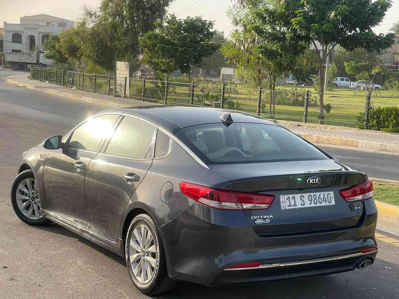 اوبتمه امريكي 2017 حادث جاملغين وبنيد وهنا بل عراق نطخت طخه خفيفه بين الجاملغ والباب نصبغن عله كدهن وباقي السياره  مكفوله وبيه بل شاصي  كصه   بل حافه ماته  فقط  شي بصيط شغل درجه اوله السياره خير من الله تخم تاير صدر امامي خلفي تبريد كير محرك كله جديد بسمي رقم وهزه وسنويه جدد  مكاني شهداء السيديه ماشيه 69  ولسياره شوفت عينك  الستفسار ***********وباقي السياره خير من الله السعر 88
