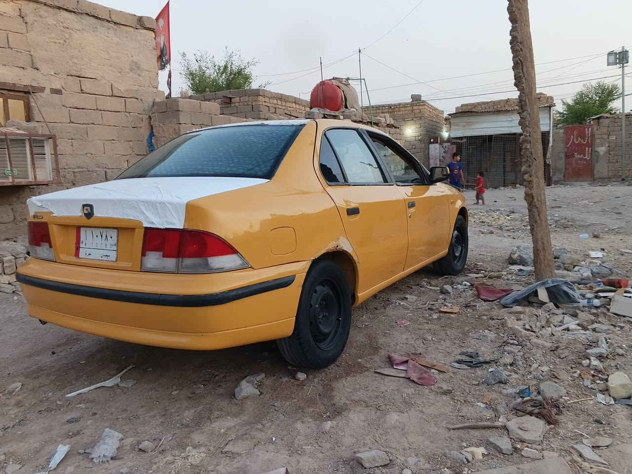 سمند موديل 11 جاهزة سيارة كير محرك طخم تاير حداديه كهربائيات ولا كلوب طافي كلها شغاله دوشمة جديدة سيارة راعيها ب العمارة موجود يريد تحويل عليها هيئة ماعرف شكد  ابيع هيج سعرها 16 او مراوس  مكاني ناصرية مركز ***********
