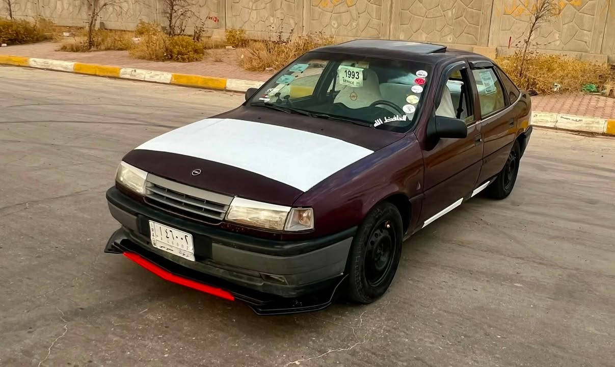فكتره 
موديل 1992
شرط التحويل والوكاله ، سياره جاهزه ما بيها اي نقص ،والحجم 18 
دفتر بانزين بيها كير ومحرك صدر بشرط
سياره بدون ضربه كلها على البلاد  
السعر:29 وبيها مجال بسيط 
العنوان/ كركوك
رقم الهاتف/***********
