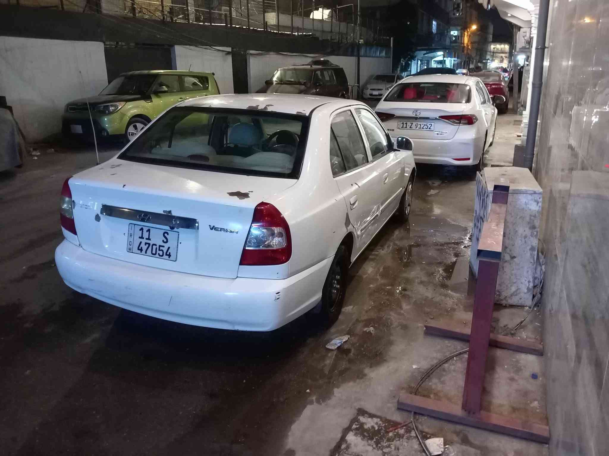 هونداي فيرنه موديل ١٢ سياره جاهزه من كلشي  رقم جديد هزه جديده ابيعلك أحزام سعر ٦٠ وبيه مجال للشراي مكان الاعضمية ***********
