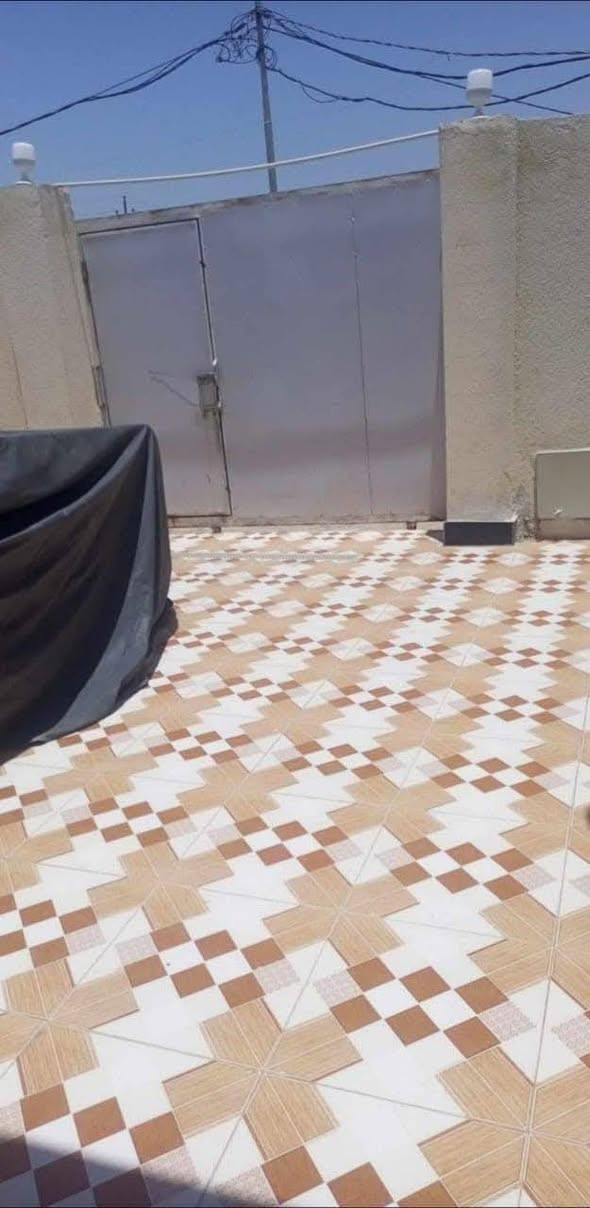 #بيت للبيع
الفظليه قريه الزهراء يبعن عن الشارع العام قطعتين البيت جاهز من كلشي
مساحة ٢٠٠ م
بنائه طابوگ ٢٠٢٤
استقبال جبيره
وصاله جبيره
ومطبخ
وغرفتين كبار
ومنور وحمام داخلي
وكراج
السعر ٦٥ وبيه مجال قليل
***********
