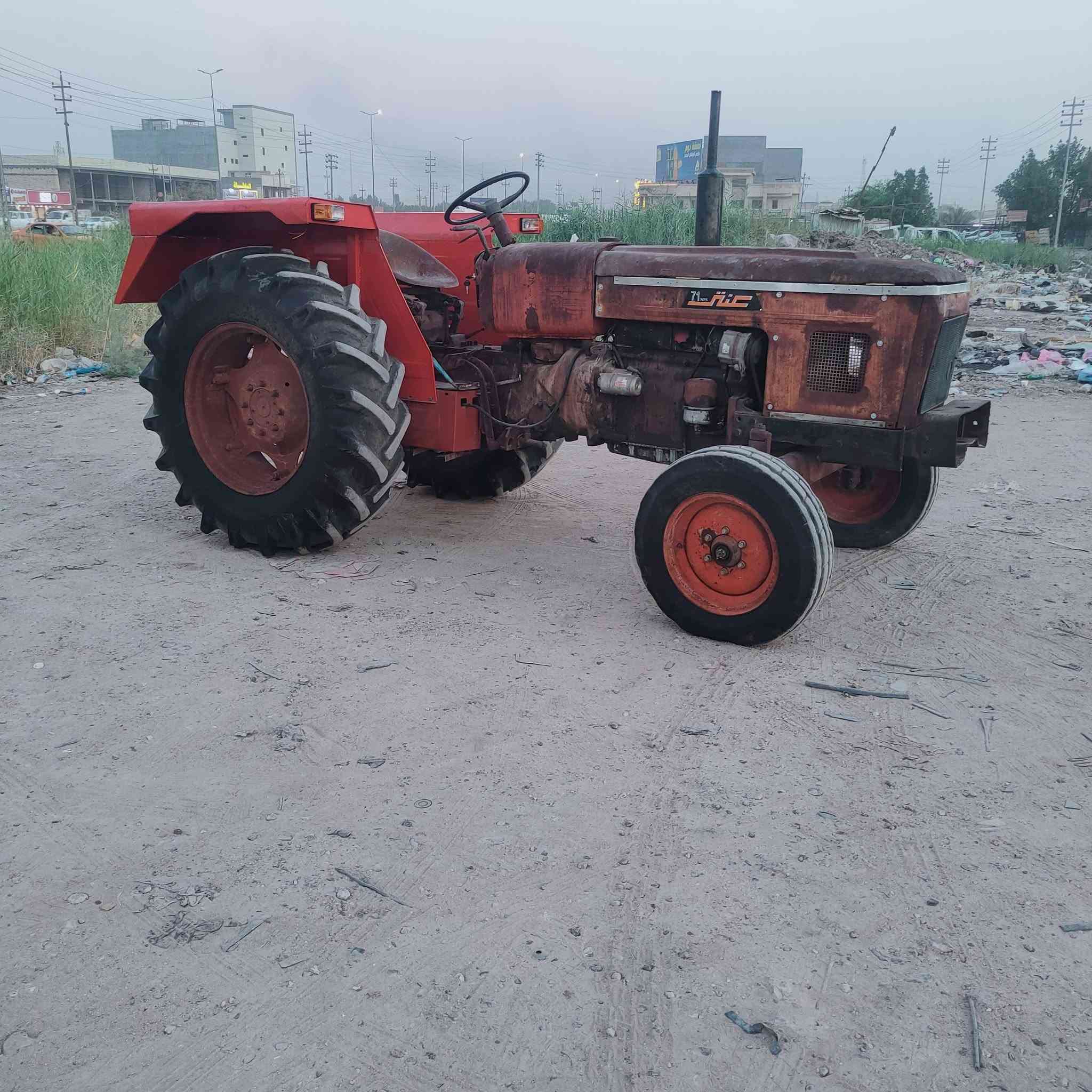 للبيع عنتر موديل 86 مكينه جاهزه مكفوله من محرك وگير وجهاز الرفع نگره سلف باور أستيرن تخم تاير مكينه مال جناي مكاني بابل أسكندريه ***********
