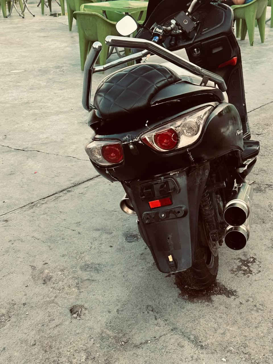للبيع فورزا كرستال 09 🔥🏍️
دراجة خير من الله.. مجفتها تجفيت جديد ✨
.. شغل وترتيب على ايدي

السعر: 650$ وبيها مجال قليل حك الجية 💰

الغراض الي بيها:
✅ شورته رياضي
✅ ستان رياضي
✅ كفرات دبل خلفي
✅ نيكل صلنصة رياضي ام الثنين
✅ يدات بريك نيكل رياضي
✅ سبايدر طيارة نيكل رياضي

الدراجة بيها ملاحظات بسيطة ومبينة بالصور 👇
يعني لا تجي وتكلي شنو بيها.. كلشي كدامك واضح

📍 مكان الدراجة: حي القاهرة - قرب جسر البنوك
📩 للاستفسار: خاص

ملاحظة: مراوس حسب القناعة او بيع
الشراي يتصل.. تعال شوف بعينك واحكم ***********
