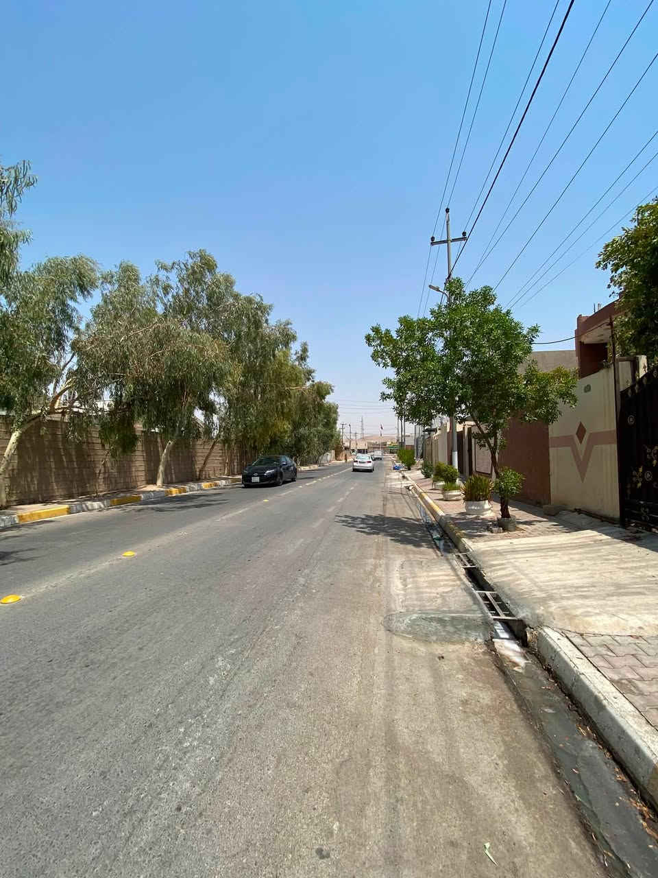 قطعة أرض طابو صرف للبيع

الموقع : 77 من جهة السايلو

على شارع التبليط

المساحة : 150 متر مربع    الواجهة : 6 متر

السعر : 77 مليون وبي مجال

للتواصل : *********** - *********** 📞

📍عنوان المكتب : الشارع العام مقابل مكتب النائب مهدي تقي آمرلي
