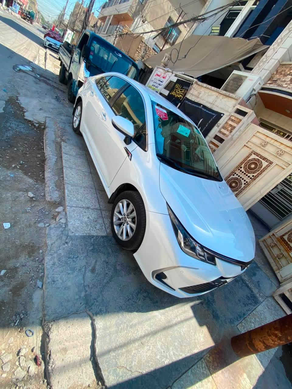 السلام عليكم كورلا ساز بانزين خليجي رقم شمالي كفاله عامه موديل 24 السعر 176
***********6 
مكان السياره بغداد
