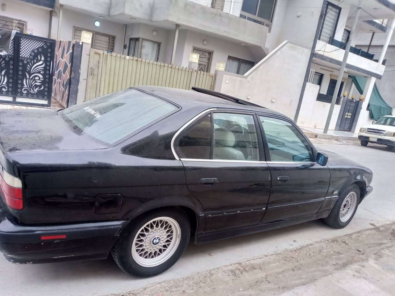 بي ام 525 • ١٩٩٢ • رقم سليمانيه