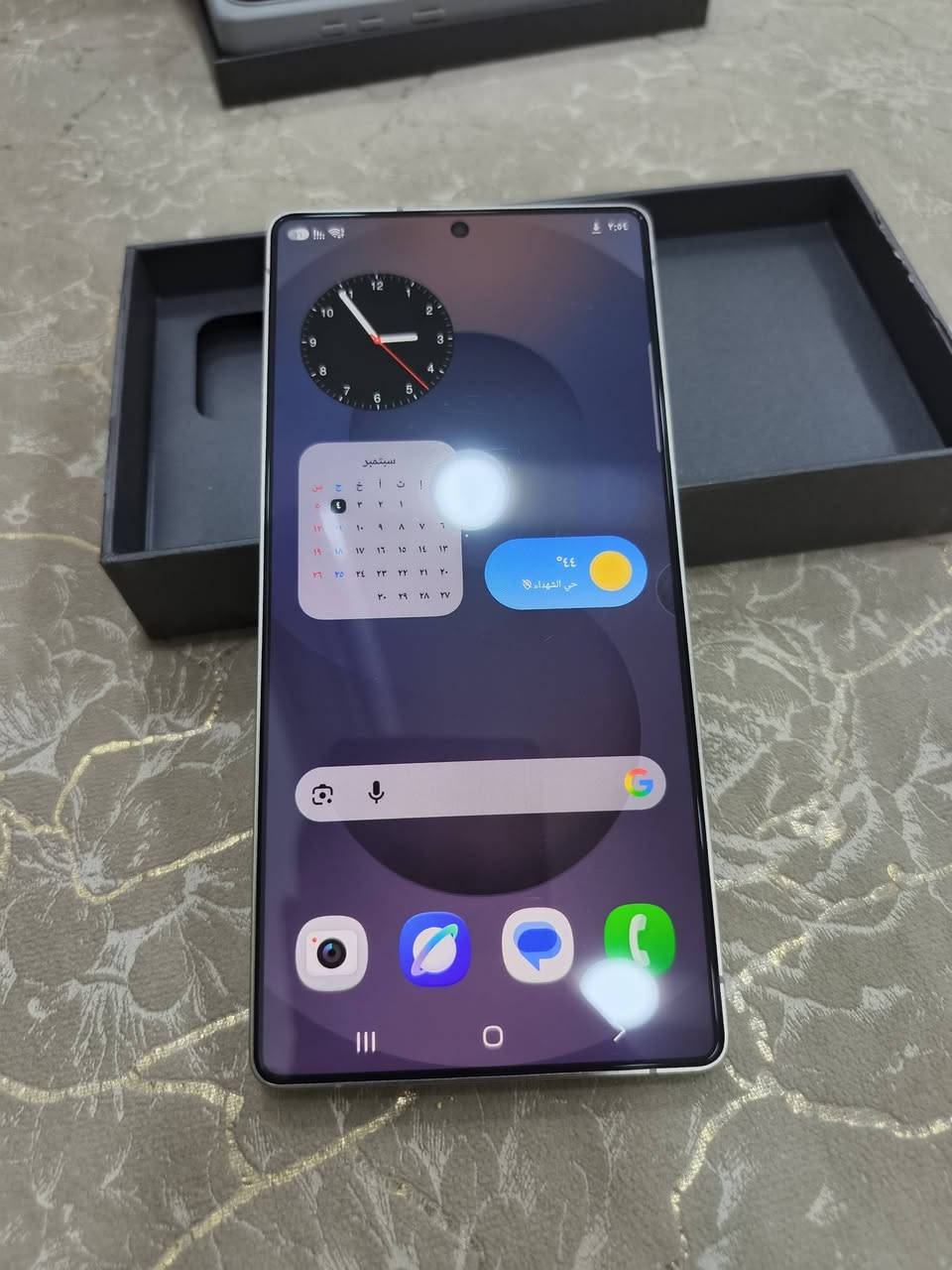 سلام عليكم شباب
للبيع: Samsung  S25 Ultra
استخدام شهر ونص  نظافة 100/100
جهاز وكاله (ضمان )مع كامل الملحقاته كارتونه+شاحنه 
ذاكره 256  دبل شريحة . يدعم الشريحة الالكترونيه. 
مكاني ناصرية_غراف  
السعر 1200 وبيه مجال بسيط متواجد عل واتساب ***********
