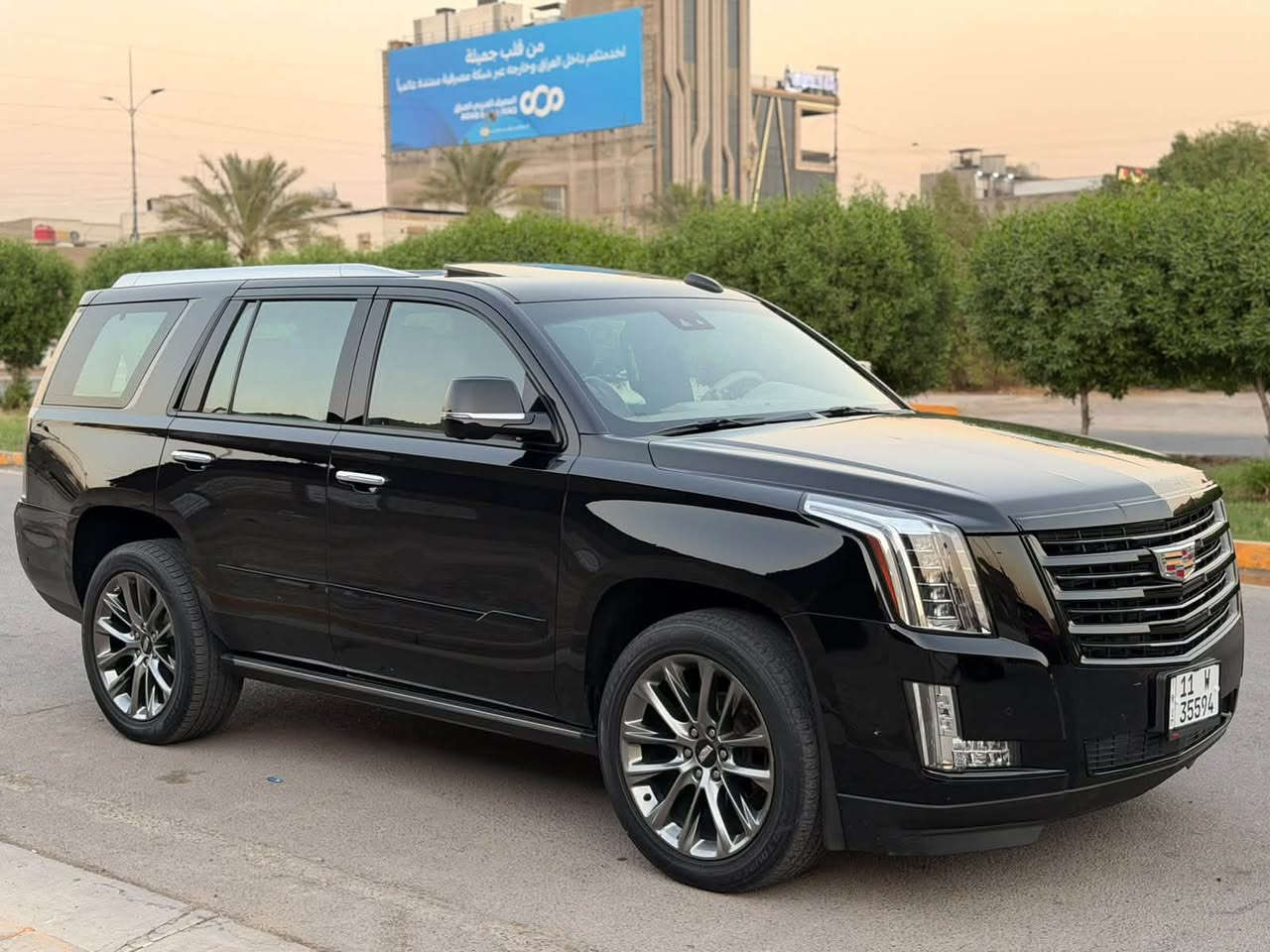 من رخصت ادمن
للبيع فقط بدون مراوس 

كديلاك اسكاليد بلاتينيوم ابلاك ادشن قليل منه اكو 
موديل : 2020 خليجيه السياره كفاله من الصبغ بيهه رصعات قليله وبيهه بارد قليل بس كفاله من الصبغ ابد 
السياره خير من الله 
ماشيه 107 الف 
فول مواصفات اعلى فه 

1- حساس خلفي امامي 
2- سماعات باكشن 
3- رادار 360 درجه 
4- اتو بارك 
5- هدبريك اوتو 
6- بصمات 2 وياهه 
7- كرسي مساج 
8- ستير كهرباء 
9- دتفه تبريد كشنات 
10-شاحن واير ليس 
11- ثلجه داخليه 
12- دوسات كهرباء 

السياره اهواي بيهه موصافات خير من الله 
اخوي العزيز اذ يعجب السعر اتصل واذ ما يعجب اكتب كلمه طيبه واعبر منشور 

السعر مطلوب : 385 ورقه وبيه مجال للطيبين 

العنوان : بغداد 

رقم :*********** 

اتصل وتدلل مع تحياتي للجميع
