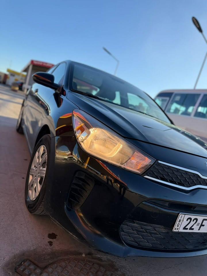 Kia Rio Lx 2020 Black 1.6L:
3KPA24AD4LE312700 رقم شاصي 
سعرها 105$ ورقة 
بها 5 ورقة غرامة ينزل من سعره 
حادثها باب و جاملغ 
بدون دواخل 
بدون ايرباك 
ماشية ٨٣ الف 
رقم و سنوية جديد شرط تحويل او وكاله 
العنوان قضاء عقرة 
رقم تلفون و واتساب ***********
