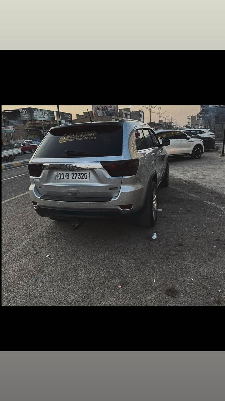 صلي على نبيك

جيب لاريدو موديل ٢٠١١ 

كفاله من الضربه والدواخل 

فول مواصفات عدا الفتحه

٤ بصمات وبصمة تشغيل 

سستم نيكل 

شاشه بلادي 

كامره دواره 

حساسات

تحم ستيرن جهتين 

داخل مشمشي 

نضام يكو 

مكينه ممفتوحه 

مكينه ٣٦٠٠ جديده بل شرط    

كهربائيات عل بلاد 

بجم كبس 

تخم تايره جديد ويل هامان

صدر جديد 

تبريد قطعتين عل سويج 

مضومة زنون 

سياره بيه قطع صبغ ابيعك حزام 

بغداد دولي بسمي مكان سياره تكريت 

سعر ١٢٥

*********** بغداد, العراق
