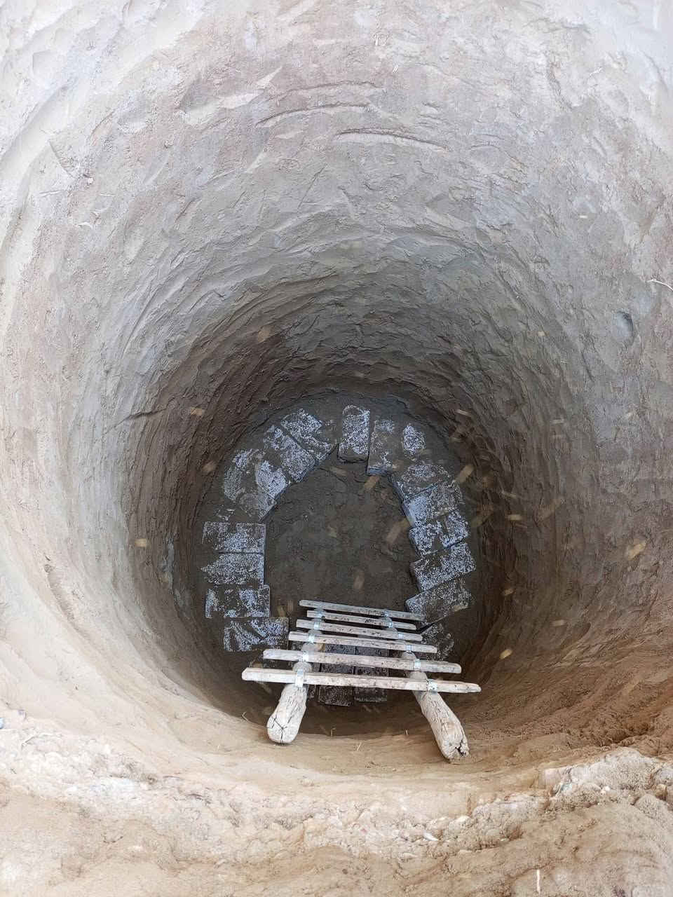 يوجد كادر عمل لكافة الاشغال راح اذكر الشغل الي نشتغلو
حدل بيوت
تنضيف بيوت 
تصفير بيوت 
تصفير تكعيبات 
فرش حجر بيوت 
تصفيط بلوك فوك الخريطه 
تدريز بيوت 
تدريز تكعيبات
تفليش محلات 
تفليش حائط 
تنضيف بلوك 
نحفر ابار دئري او مربع
اي شقل عندك  خابرو ودلل والف هلا والما عندو نشتقلو فزعه وحاضرين وحياكم الله هاذه رقم *********** ✅  والخاص مفتوح   . #ملاحضه_الفقير_ماناخذ_من_عندو_نشتغلو_فزعه؟ ادمن♥.

                ((***********))

نص مكتوب في الصور:
- عمال جميع الاشعال بناء وتنظيف منزل لجميع احتياجاتك! ***********