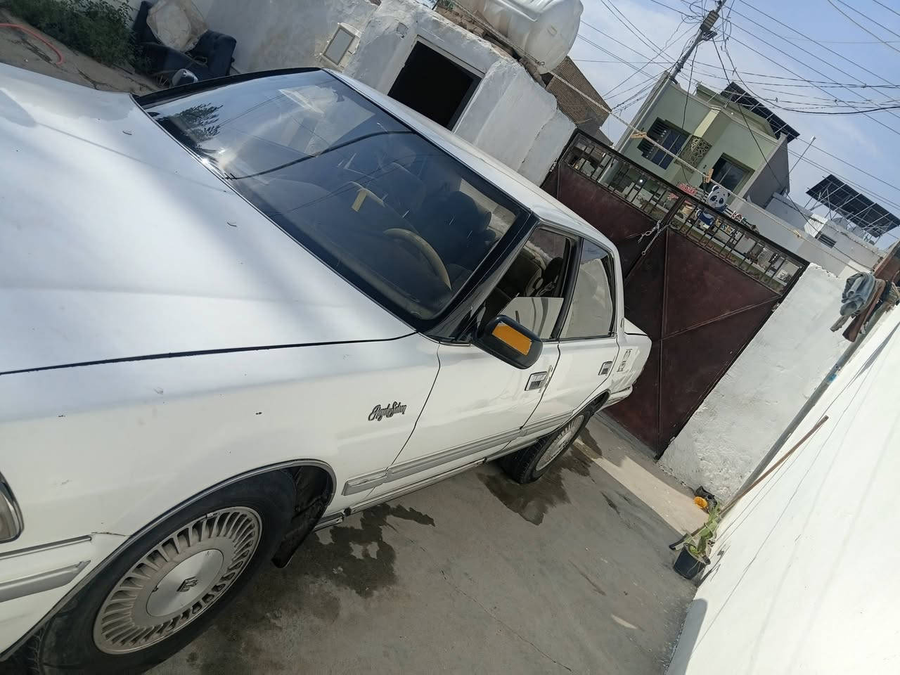 البيع تيوتة هرتوب موديل 1992،سنوية الى 2029،رقم بغداد،، شرط تحويل صافية كلشي ماعلية،، مكينة بطة 250،كير اتو خير من اللة،، سيارة جهازة من كلشي مذب علية الف سيارة الاظربة ولا صبق ولا خياس بعدة بلاد،، كهربائية كل شغالة تواير جديدة تخم اسبيرة،، صدر جديدة،، يعني شغل توانس بية،، فخامة بعد،، سعرة 29ورقة، بية مجال الطبين،، ستفسار اتصل ***********،، العنوان ديالى المقدادية،، سيارة تقفل على رموت،،  مسجل دمام قرص،، تبريد جان شغال فجة طفة يرادلة شي قليل دب علية يشتغل،، مرواس ينطيني فرق عادي
