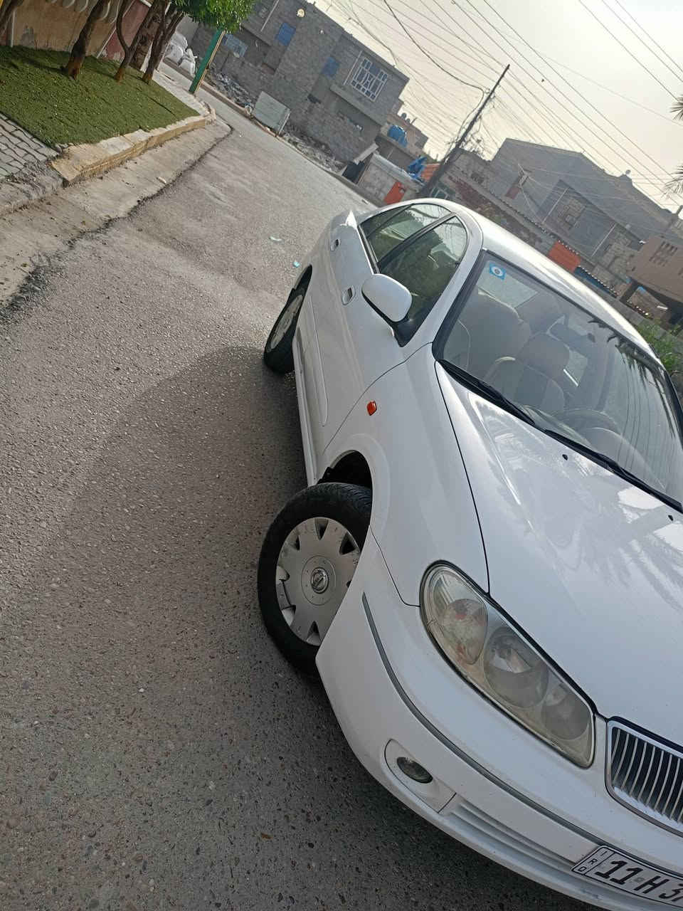السلام عليكم للبيع سياره نيسان سني 2009 اصل ياباني رقم بغداد نكليزي سنويه غايتها ل 2028 هزة جديدة 
مكفوله وعلى البلاد 
مكينه كير اوتو ماتيك شرط جدد
صدر خلفي امامي جديد
تخم تاير جديد
باتري جديد
راديتر جديد
تبريد تدفئه شغال
كشنات بلاديات ومدوشمه الارضيه مع الكشن مكان السيارة بغداد السيارة بيها ملاحضه فقط صبغ علئ كد اصبعين بالقمارة اثر تكشير مال تيب شلع الصبغ ورجعت صبغت وموجود فيديو قبل الصبغ لتوضيح السعر 98 مع مجال هاتف واتساب ***********
