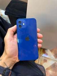 آيفون ١٢ • ١٢٨ • بطارية ٧٥