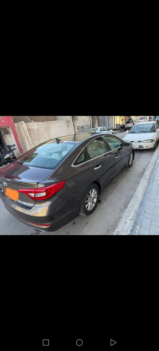 هيونداي سوناته 2017
رقم اربيل  جديد بسمي سنويه جديد
محرك 2400
ماشيه 170 
تلاته قطع صبغ بدون حادت دخال او تبديل فقط صبغ صوره السونار بلمنشور 
السعر 110بيه مجال 
الموقع حله 
رقم تليفون ***********
