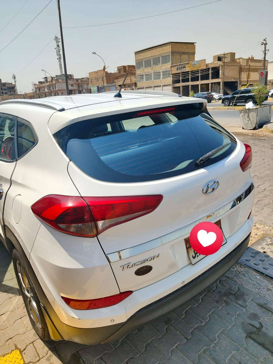 *********** بي واتساب
1- السنويه منتهيه
2- مكفوله من الضربة 
3- ماشية 318 الف 
4- السيارة نظيفة جدا 
5- رقم الهاتف واتساب فقط : ***********
6- مكانه : النجف - حي الزهراء
٧-بيه صبغ كايم بالبنيد موضح بالصورة واحد بصفه أيضاً بس مسوي السعر 158 وبيه مجال
