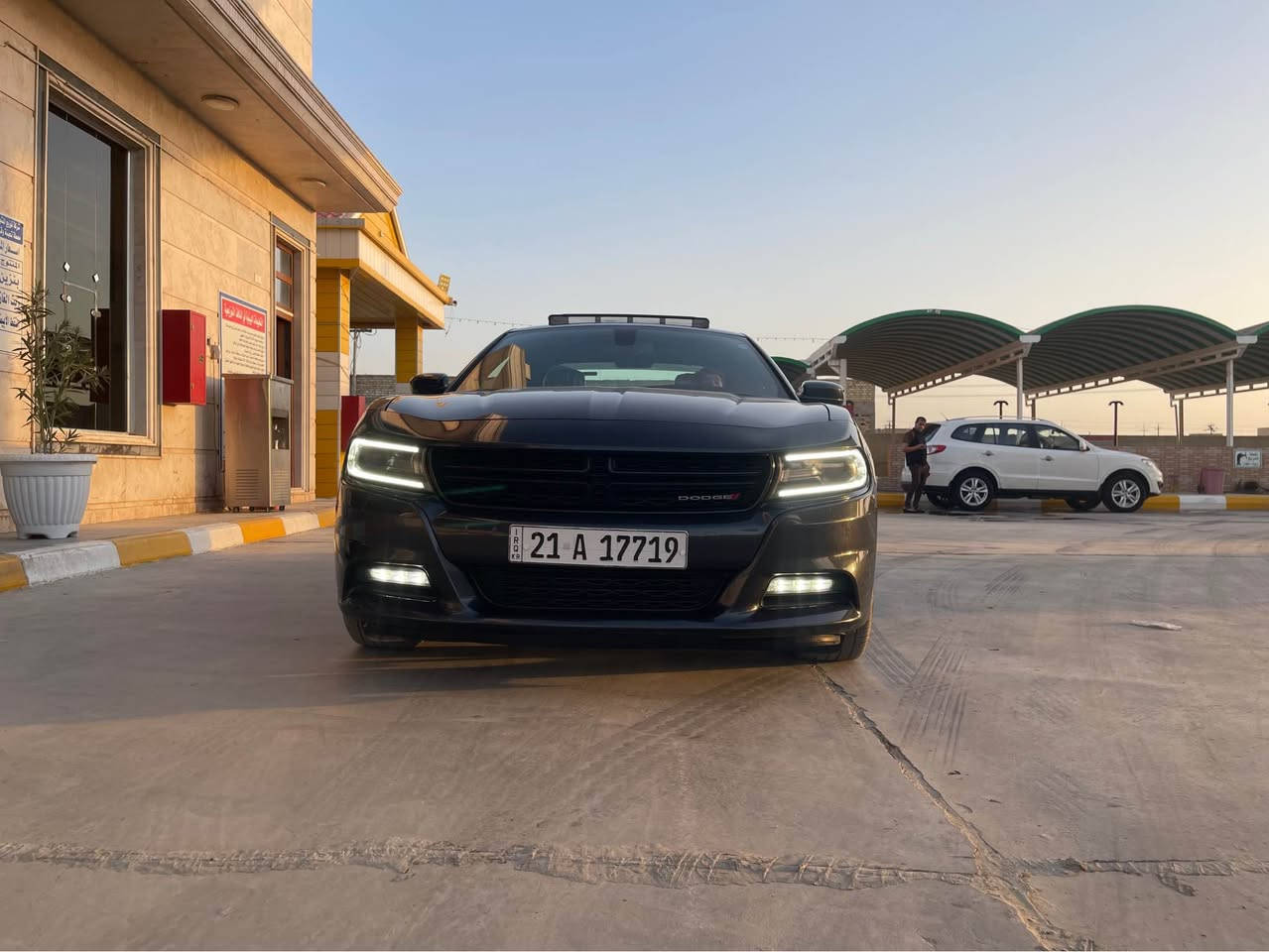 دوج جاجر 2018 SXT بلص فول مواصفات 
مكفولة كفالة عامة من كلشي 
بأسمي رقم سليمانية تحويل شرط 
تدفئة تبريد كشنات 
فتحة سقف فول موصفات 
ماشية 105 mi
سيارة جديدة استخدام شخصي 
مكاني ميسان المركز 
رقمي *********** عمارة, ميسان
