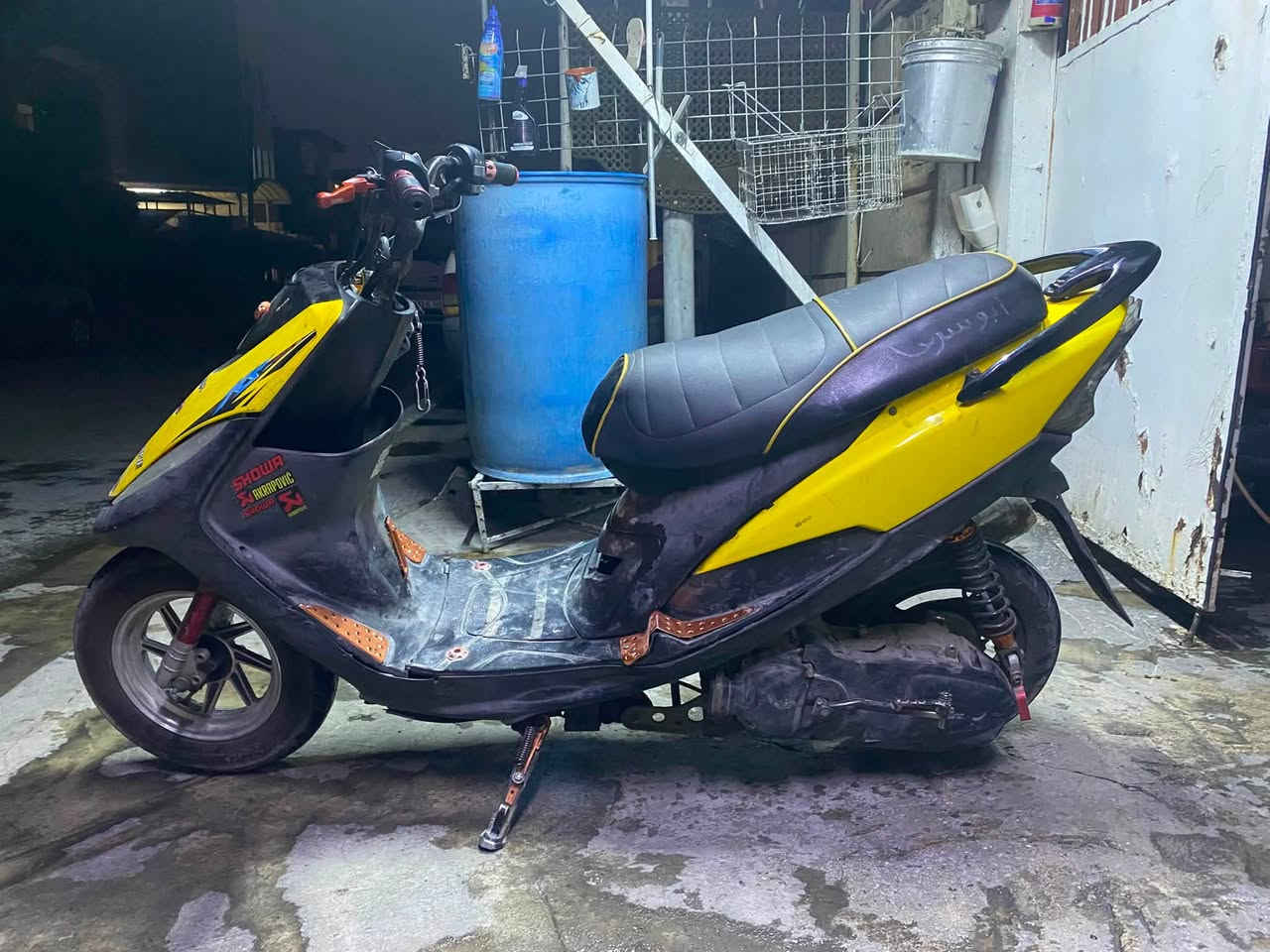 سلام عليكم ماكس عدله رياضي نقص بس شوته ودشبول سعر 350وبيه مجال المكان الطوبجي يم المرور الاستفسار ***********
