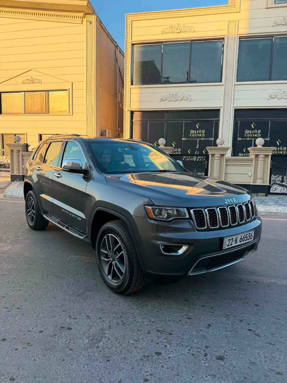 جيب  2019 لمتدد
فول لمتد بلص
مواصفات فول 
رادارات
تحديد مسار
مري قلاب+رادار + قلاب عند الرجوع للخلف
صندوك كهرباء 
بوب بصمه
كشنات ميموري عدد 2 
كشنات جلد
كشنات كهرباء
كشنات تدفئة +تبريد
مانع تصادم 
توقف ذاتي عند الوقوف 
تشغيل عن بعد
 ترحيب
تبريد منفصل قطعتين 
 السيارة باسمي
 و الرقم الجديد

للاستفسار الاتصال على الرقم ***********

