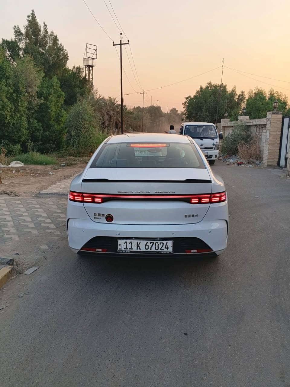 سلام عليكم byd 🌹 دسترويل🌹 محرك ١٥٠٠ ماشيه ٢٧ الف سيال جديده استخدام شخصي  مواصفاتها سياره معروفه جديده مكفوله كفاله حتى من الشخط
بغداد الكرخ البياع اي استفسار *********** بي وتساب
