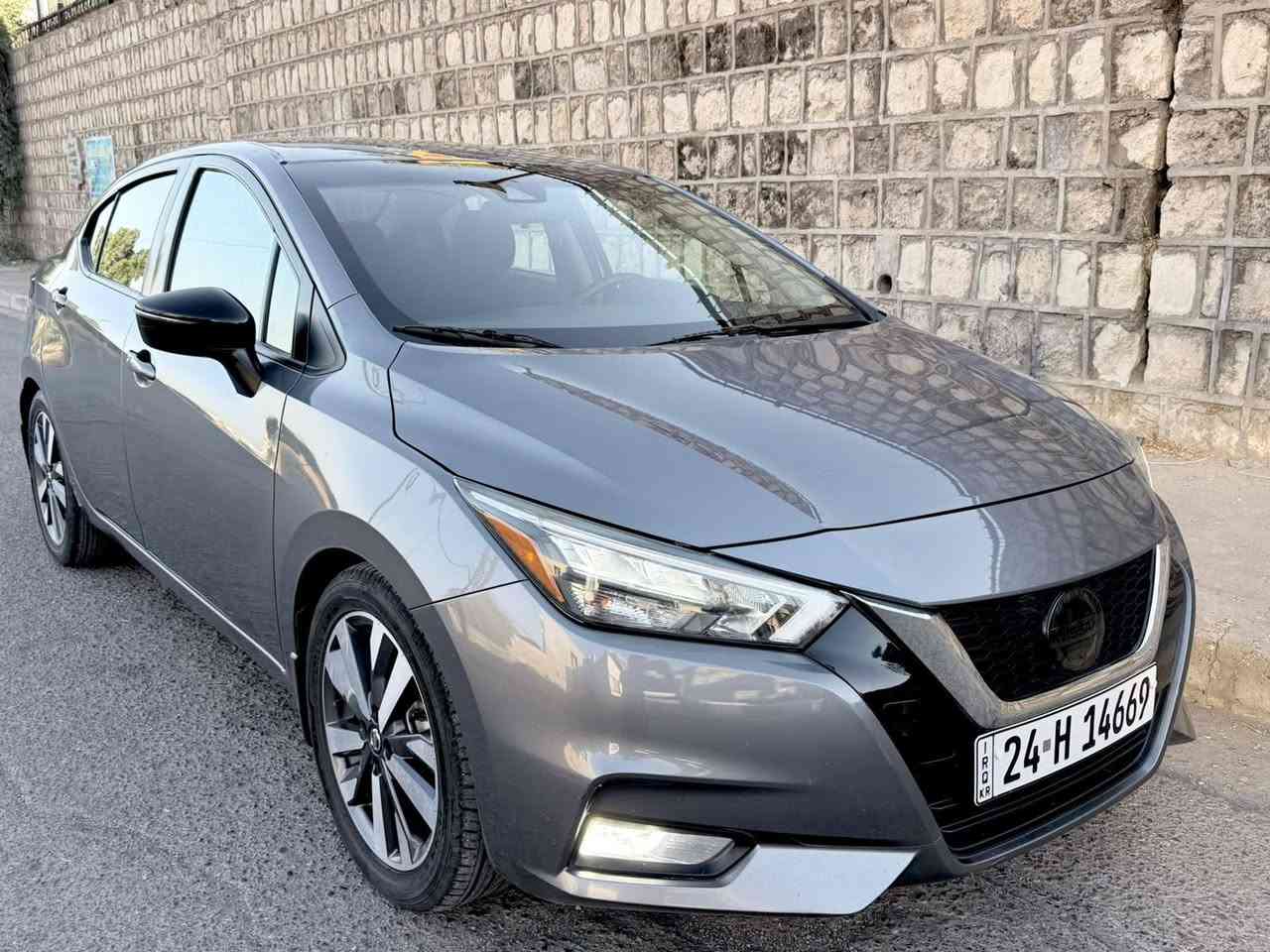 نيسان فيرسا 2020 مواصفات SR
فول مواصفات كلين بدون صبغ 
بصمه -لد نهاري 
رادار امامي وخلفي وجانبي 
داخل لونين 
تبريد لمس
ويل كب كبير
لايت وبلاجكتور زينون
تحكمات ستيرن -كار بلي
ماشيه 45 وبيها بعد مواصفات السعر 124
مكان السياره الموصل
للاستفسار الاتصال ***********
او *********** غير متواجد على الفيس واتساب فقط
