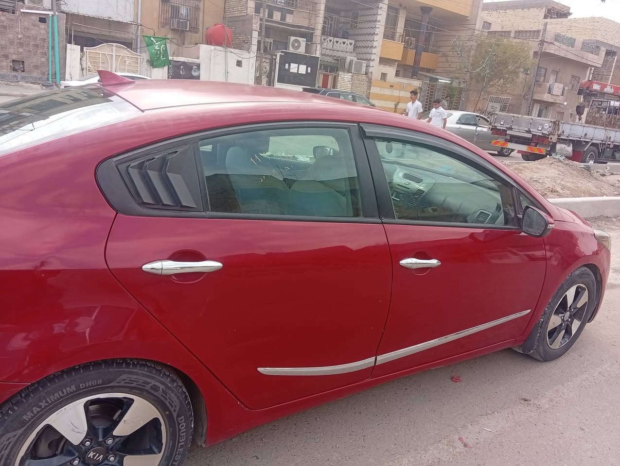 السلام عليكم
كيا فورتي موديل 15 
مكينة 1800 دوش 
حادثه جاملغ وبنيد فقط 
شاصي دواخل نظيفة قطرة ضرر ماكو
بيه منظومة غاز. 
بريد ثلج 
رقم جديد 
السيارة خير من الله 
السعر99 وبين مجال 
الرقم ***********
مدينة الصدر
