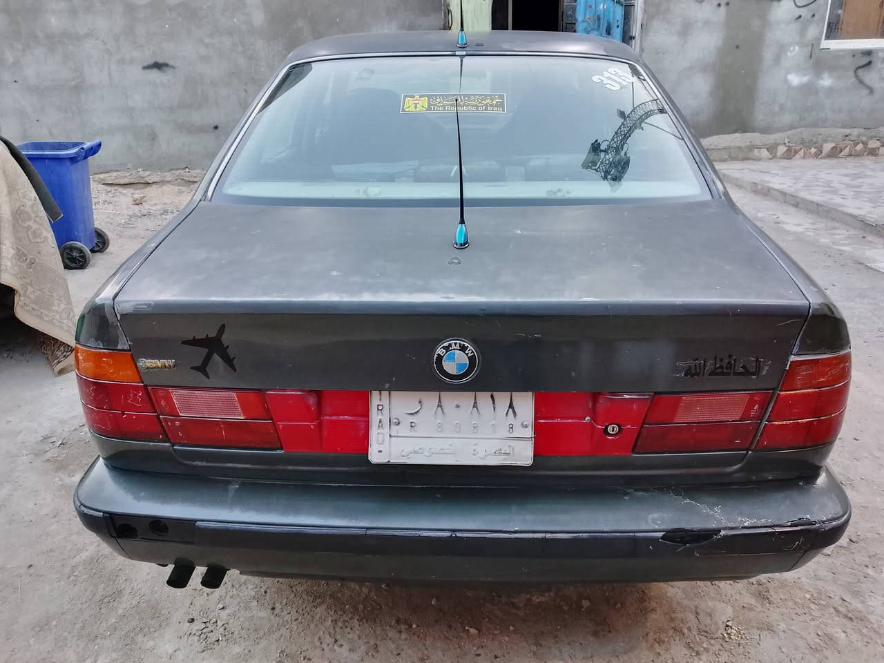 بي ام 525iالسياره مديل2000اصل شرط تحويل لو وكاله سنويه2027 رقم بصره مشروع وطني كير نضيف محرك نص عمر مفتوح حداده حلوه باور عاطل طخم تاير كهربايات شغاله السعر 30وبيها مجال قليل المكان بصره الدير***********
