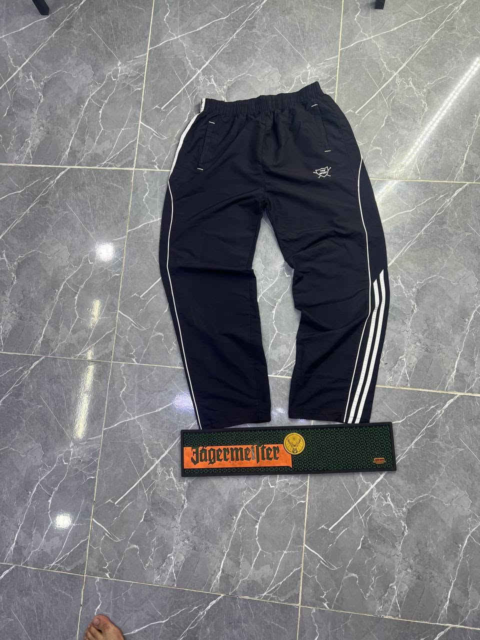 بجامة sport اوربي غير مستخدم
القياس X / Xl
السعر [8الاف]
يتوفر توصيل لجميع محافضات العراق 
للحجز والاستفسار خاص او واتساب ***********
