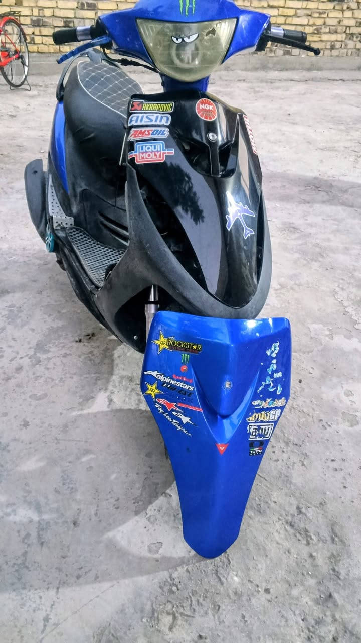 للبيع دراجه ناشفه ابلاديه 49
بيه تزويد خارجي 
قبق فلاوين 
دبلات رياضية 
فج Rpm
تايرات جدد 
سلف جديد 
نكره سلف الدراجه 450وبيه مجال 
مكاني حله مركز ***********
