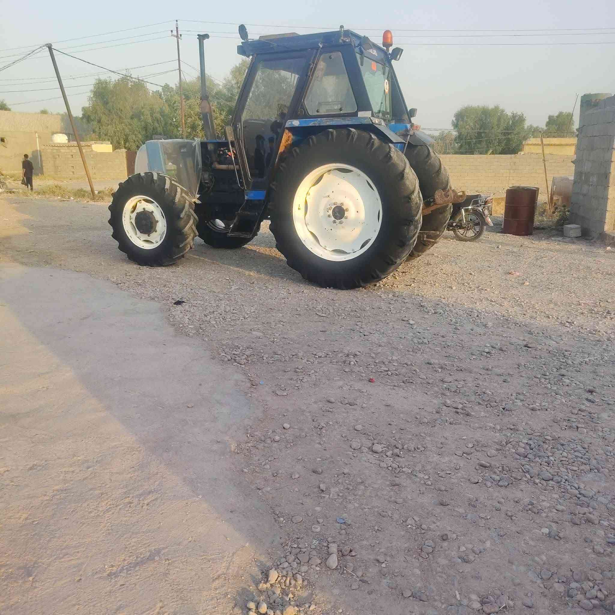 السلام عليكم مكينه فيات حجم 110 سنويه وارقام رقم واسط باسمي شرط التحويل دخول للعراق 24  مسجله في المرور 20 للبيع السعر 32 وبيه مجال للشراي  او مراوس بنيوهلند حجم 80 وفوك حسب القناعه المكينه كفاله عامه لاصرف ولاتبخير العنوان ديالى ناحيه كنعان اي استفسار ع الرقم ***********/
***********
