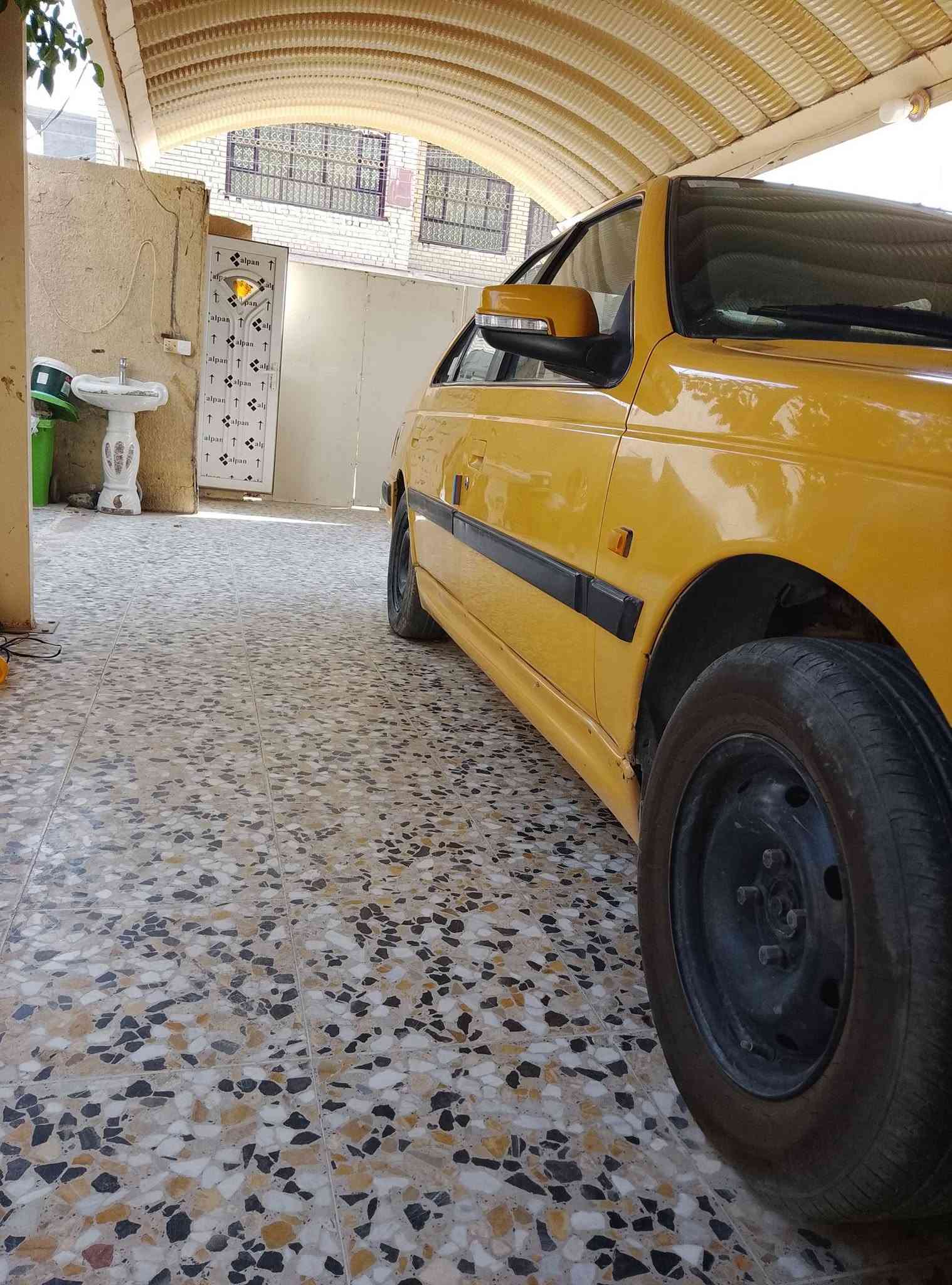سلام عليكم بيجو بارص موديل 15 سياره مكينه نص طابوكه جديده تبريد ثلج بيها ضربه بل صفحه ومرشوش السياره متروكه صار فتره يرادلها صدر وزوج تايرات كهربائيات كلها شغاله مراوح جديده سعرها 32 وبيها مجال مكاني سبع البور واتساب ***********
