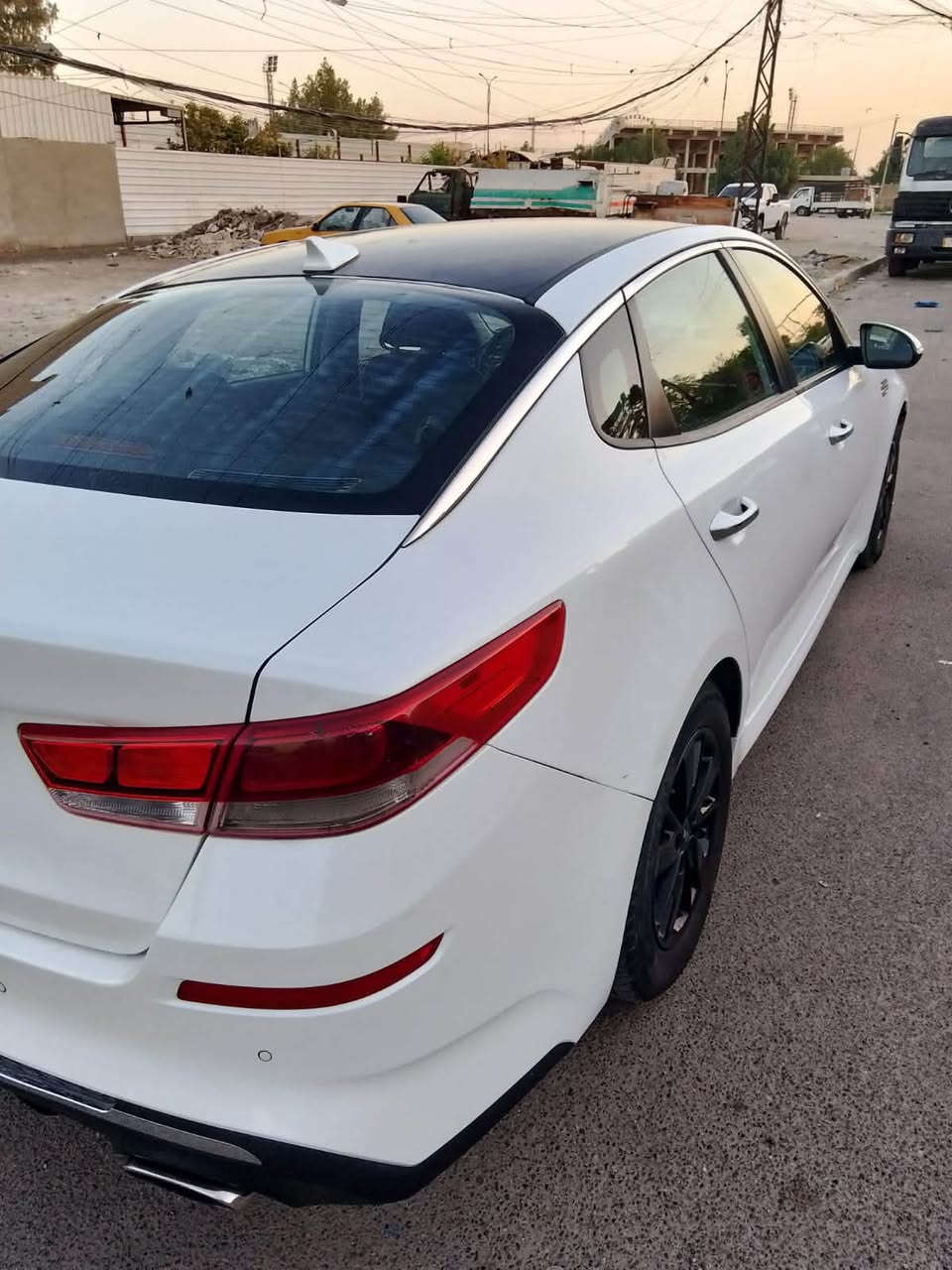 🚗 كيا أوبتيما 2019 - وارد أمريكي (كلين) 🚗
​✨ المواصفات:
• الموديل: 2019
• الضرر: كلين بدون حادث 💯
• المحرك: 2400cc
• الرقم: أربيل (تحويل أو وكالة)
• الموقع: بغداد 📍
​💵 السعر:  ($14,500) وبيه مجال بسيط
​📲 للتواصل: ***********

