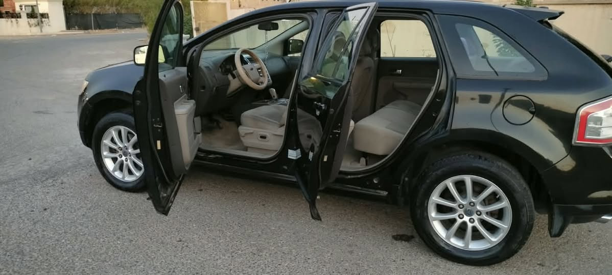 🚘 للبيع | فورد إيدج

🖤 اللون: أسود
📄 Clean Title – كلين تايتل
📍 رقم أربيل
📌 مكان السيارة: أربيل
🛣️ الممشى: 206,000 ميل

✨ السيارة كلش نظيفة وحالتها ممتازة، جاهزة للاستخدام.

💰 السعر: 98 ورقة
🔹 بي مجال بسيط 

☎️ للاستفسار : ***********

🔢 رقم الشاصي (VIN):
2FMDK3JCXABA72339
