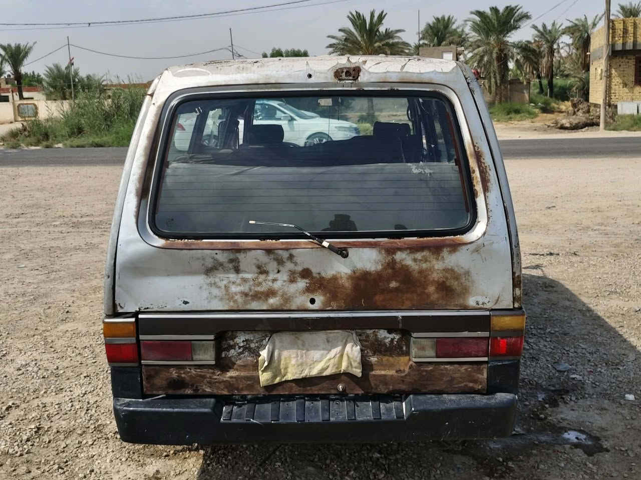 سلام عليكم كيه بسته موديل 93 البيع مكينه بيه خيط تبخير بدون تنقيس السياره بلاديه شواصي الكدام بلاد بيه الباور عاطل تخم تاير كهربائيات دوشمه نضيفه السياره تحويل عليه هيه 340 مرور ما داكه هيه على المشتري السنويه نافذه 2019 العنوان الدوانيه رقم الهاتف *********** السعر 23بيه مجال شويه
