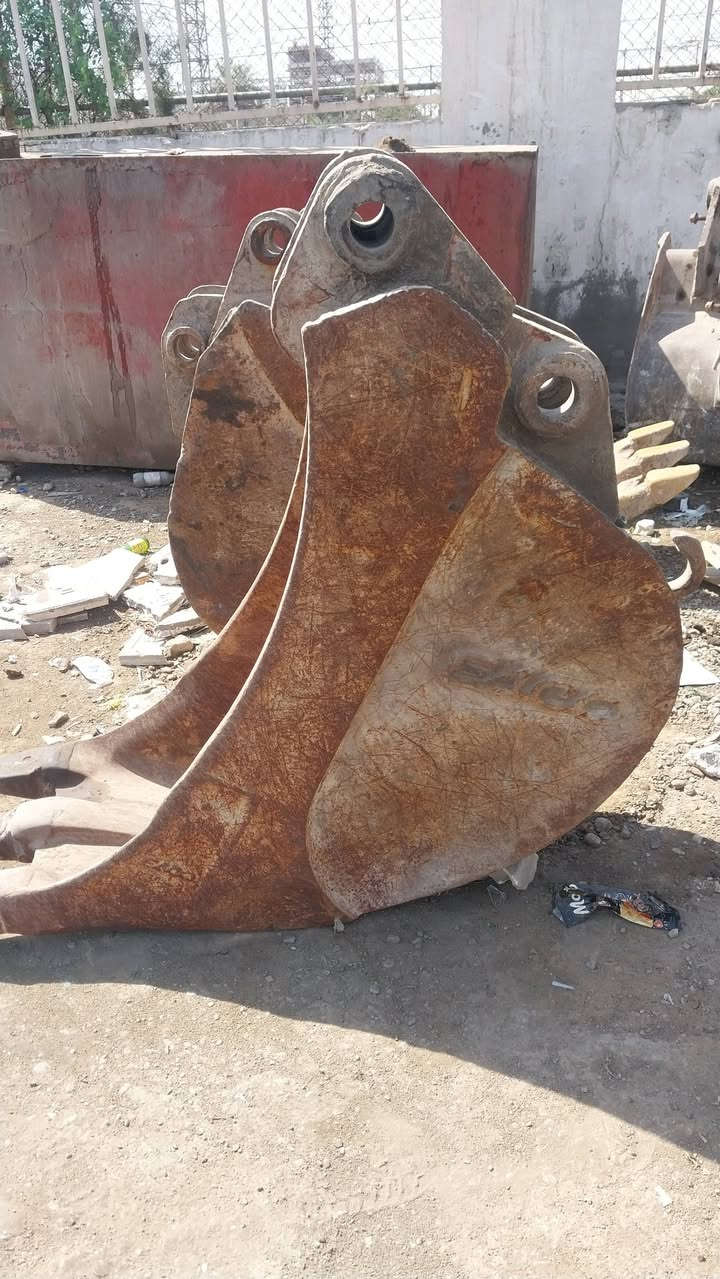 السلام عليكم للبيع كيلات 40 50 60 100 الاستفسار ***********
