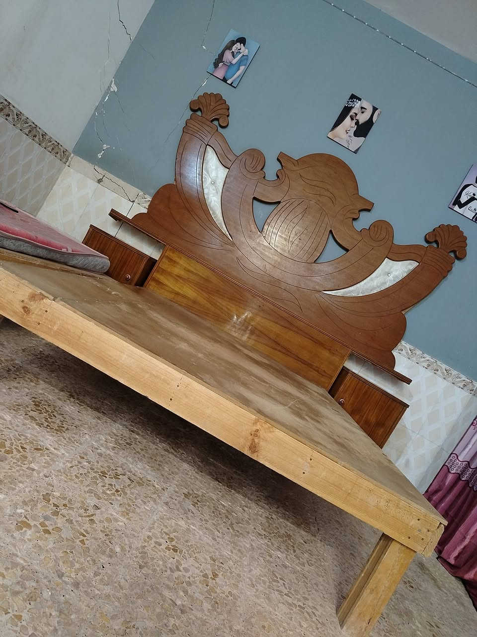 سلام عليكم غرفه جديده عوزه بس جام سعره ٣٥٠ مكاني كوفه ***********
