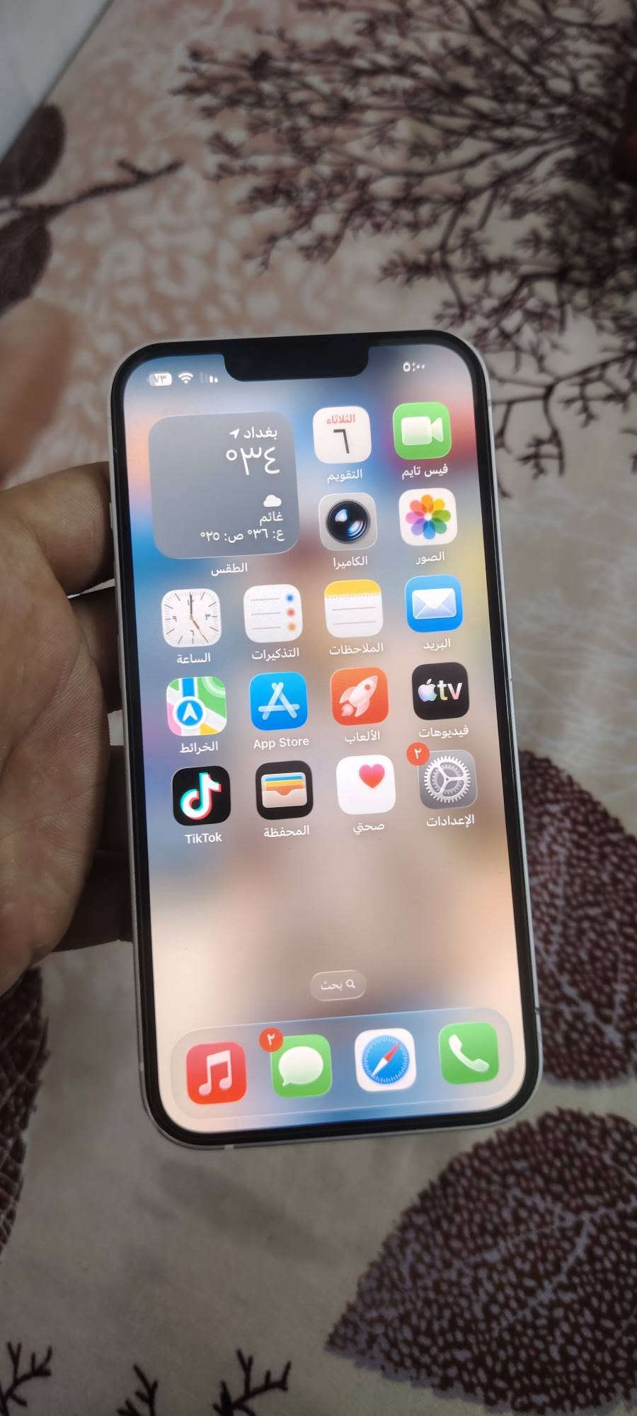 ايفون 13 • بطارية ٧٧٪ • مدينه الصدر